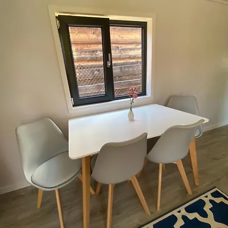 Lägenhet Cyprianus Village *